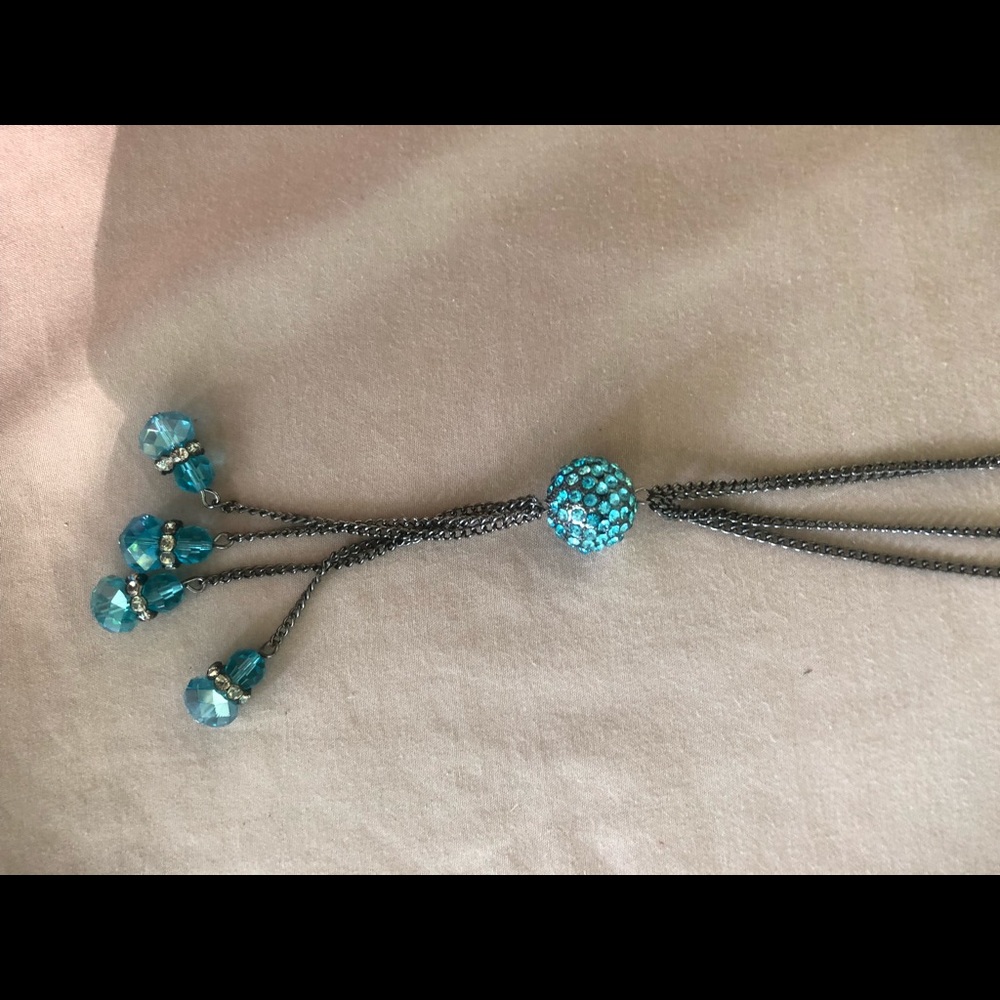 Necklace **earrings included